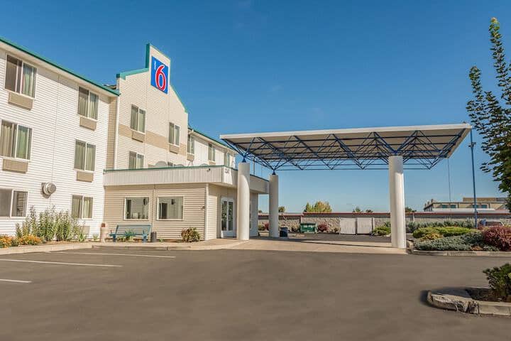 Hotel 25 of 27